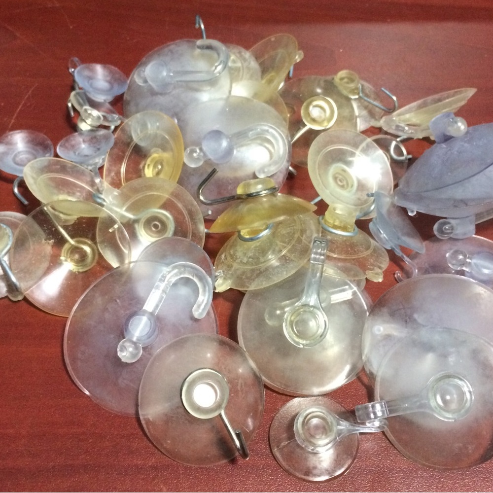 Suction Cups 38 Window/Mirror Hooks